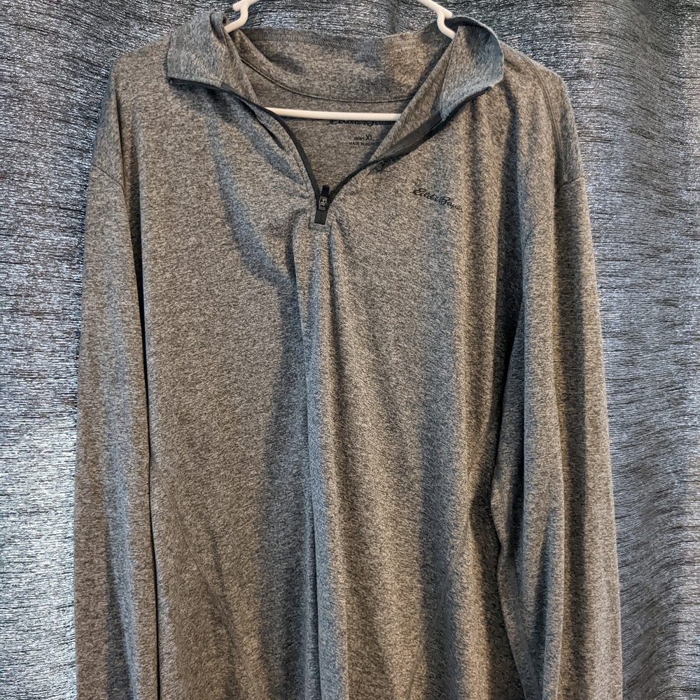 Men's XL long sleeve dri-fit pullover